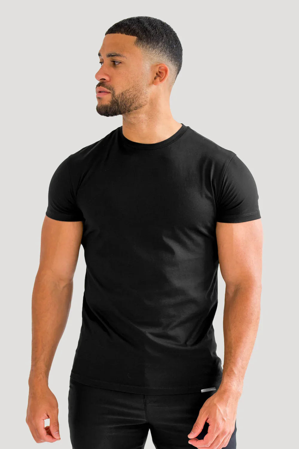 Mens Muscle Fit Black T-Shirt