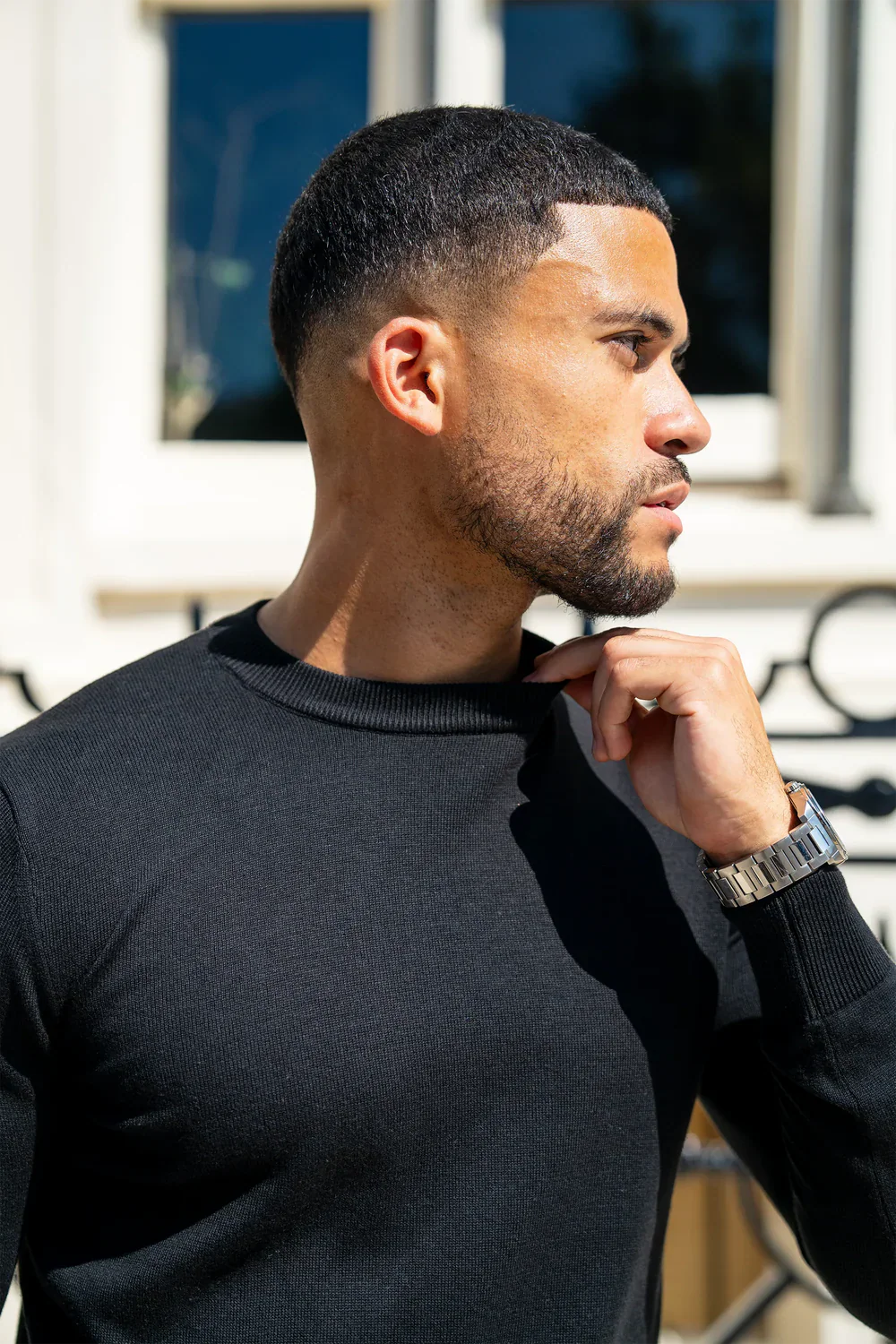 Men's Black Crew Neck Knit Sweater